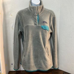 - Patagonia Women’s Re-Tool Snap-T Fleece Pullover large